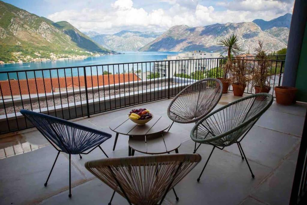 Design Flat With Impressive Boka Bay View Apartment Kotor Luaran gambar
